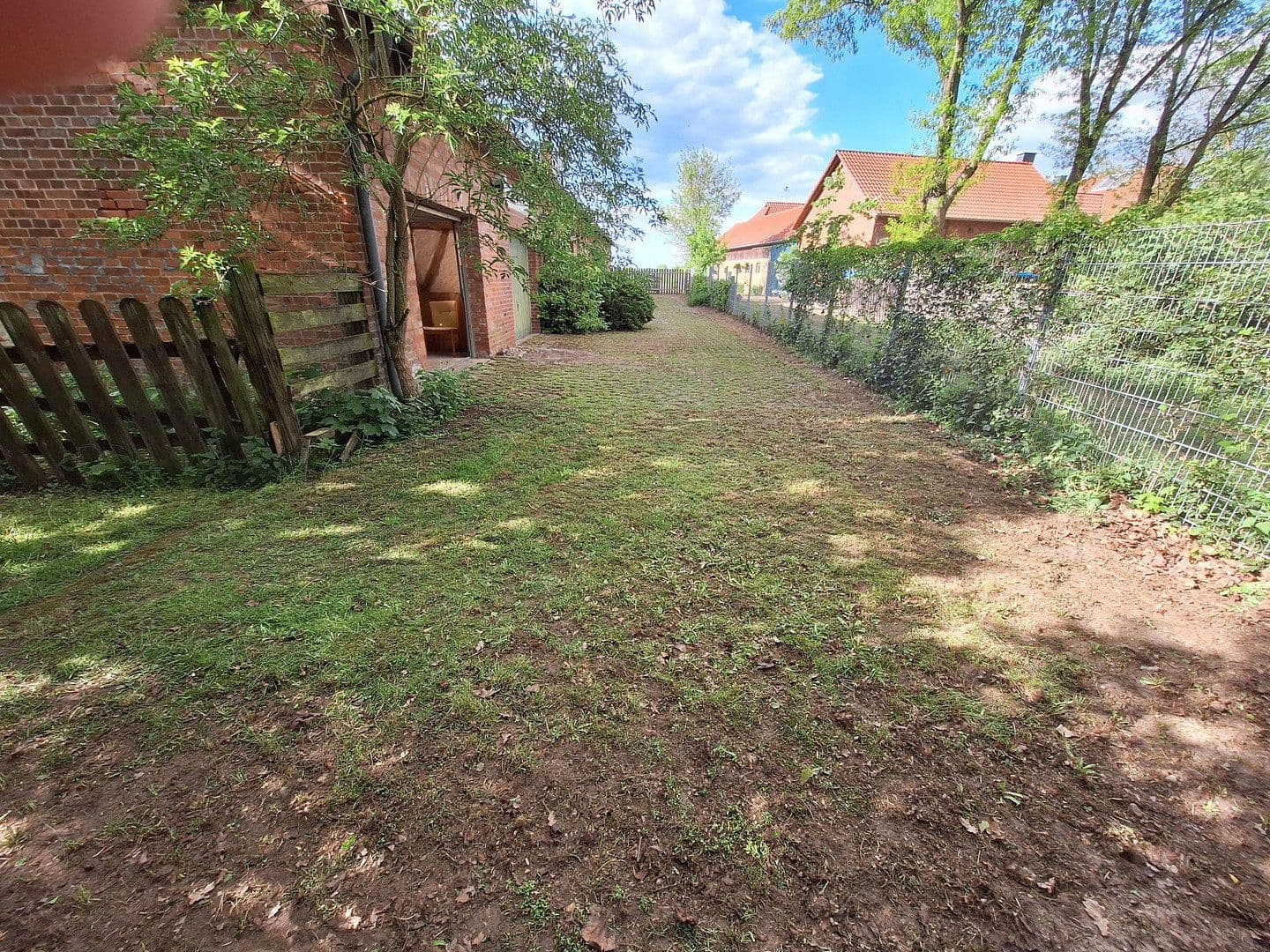 Prodej domu 245 m², pozemek 13.700 m², Wittingen, Dolní Sasko Prodej domu 245 m², pozemek 13.700 m², Wittingen, Dolní Sasko