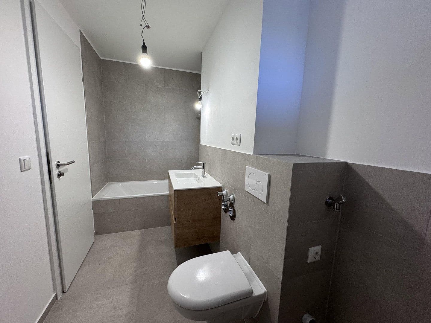 Prodej bytu 3+1 73 m², Oberländerstraße 33, München, Bavorsko Prodej bytu 3+1 73 m², Oberländerstraße 33, München, Bavorsko