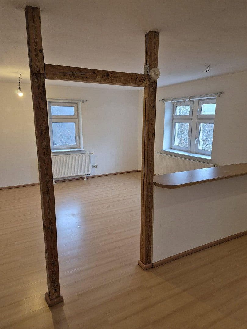 Pronájem bytu 3+1 98 m², Bahnhofstrasse 03, Schwarzenberg/Erzgebirge, Sasko Pronájem bytu 3+1 98 m², Bahnhofstrasse 03, Schwarzenberg/Erzgebirge, Sasko