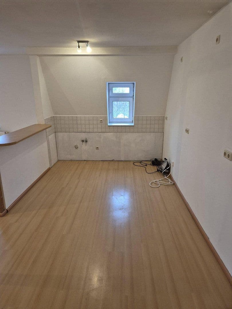 Pronájem bytu 3+1 98 m², Bahnhofstrasse 03, Schwarzenberg/Erzgebirge, Sasko Pronájem bytu 3+1 98 m², Bahnhofstrasse 03, Schwarzenberg/Erzgebirge, Sasko