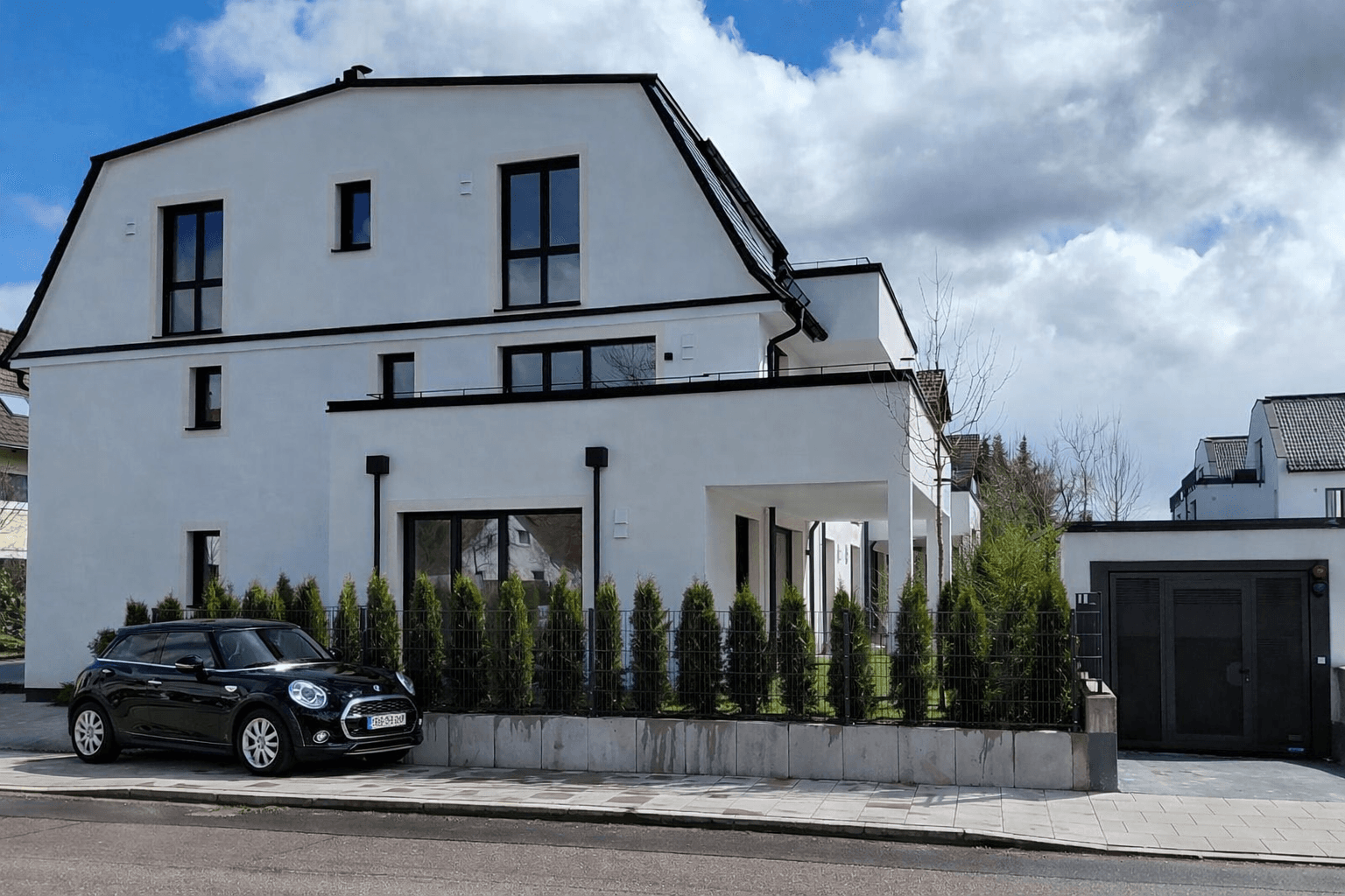 Pronájem bytu 3+1 98 m², Dorfstraße 11b, Germering, Bavorsko Pronájem bytu 3+1 98 m², Dorfstraße 11b, Germering, Bavorsko