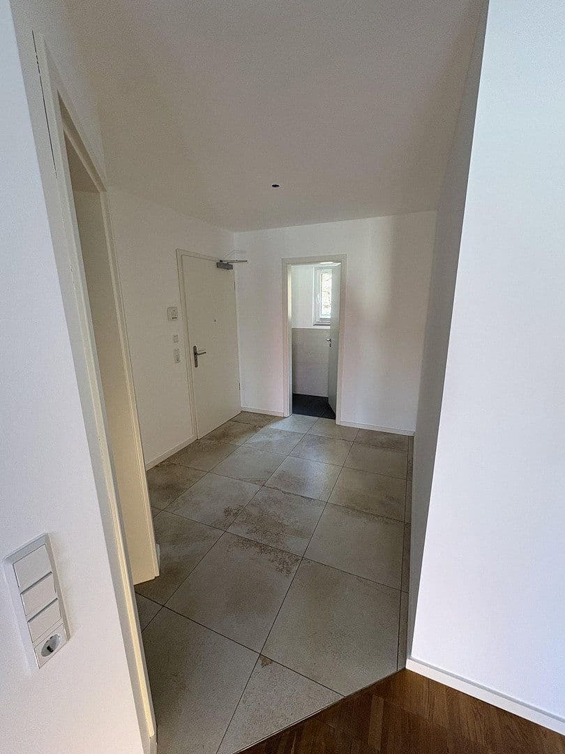 Pronájem bytu 3+1 124 m², Hanfelder Str. 7a, Gauting OT-Oberbrunn, Bavorsko Pronájem bytu 3+1 124 m², Hanfelder Str. 7a, Gauting OT-Oberbrunn, Bavorsko