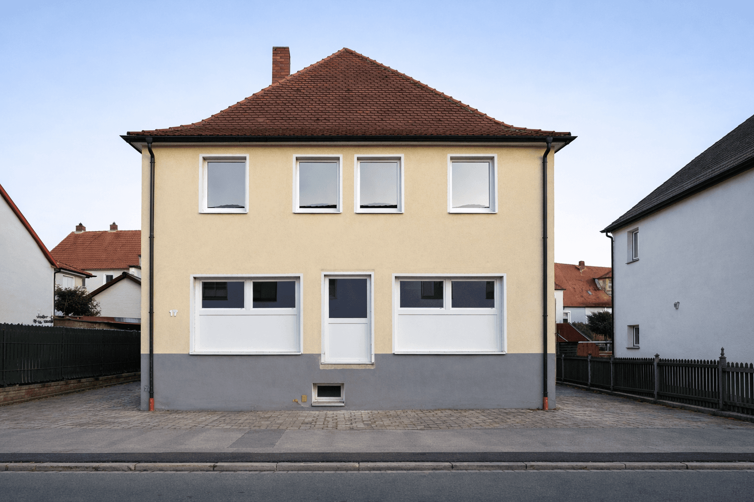 Pronájem bytu 3+1 71 m², Hermannstraße 17, Lauf an der Pegnitz, Bavorsko Pronájem bytu 3+1 71 m², Hermannstraße 17, Lauf an der Pegnitz, Bavorsko