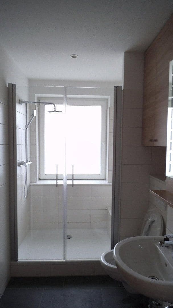 Pronájem bytu 3+1 65 m², Magdeburg, Sasko-Anhaltsko Pronájem bytu 3+1 65 m², Magdeburg, Sasko-Anhaltsko