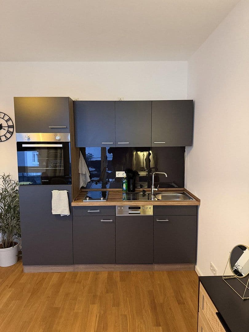 Pronájem bytu 1+1 29 m², Pankstr 89, Berlin, Berlín Pronájem bytu 1+1 29 m², Pankstr 89, Berlin, Berlín