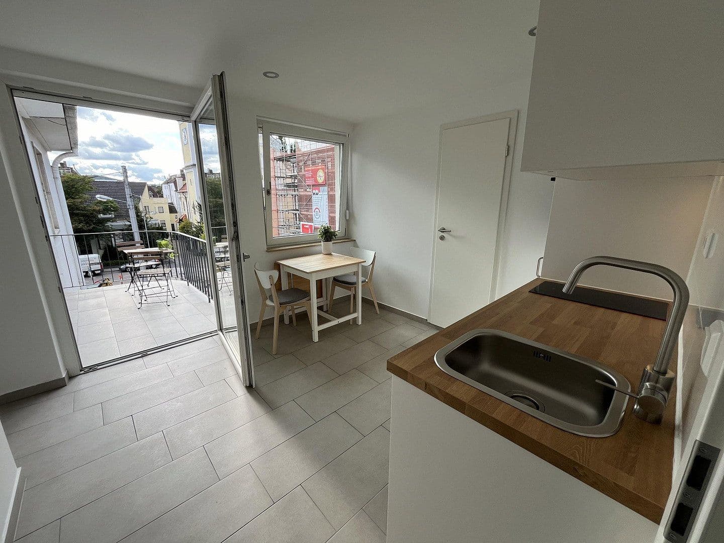 Pronájem bytu 2+1 28 m², Stuttgarter Str.18, Stuttgart, Bádensko-Württembersko Pronájem bytu 2+1 28 m², Stuttgarter Str.18, Stuttgart, Bádensko-Württembersko