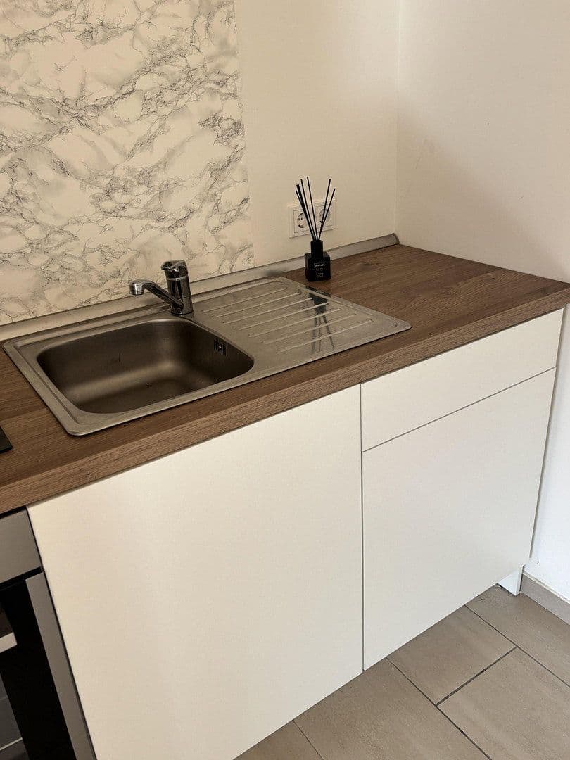 Pronájem bytu 1+1 35 m², Etschbergerweg 49, Kusel, Porýní-Falc Pronájem bytu 1+1 35 m², Etschbergerweg 49, Kusel, Porýní-Falc