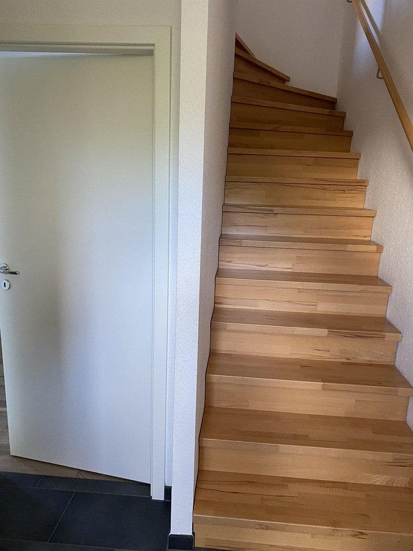 Prodej domu 148 m², pozemek 268 m², Bad Honnef, Severní Porýní-Vestfálsko Prodej domu 148 m², pozemek 268 m², Bad Honnef, Severní Porýní-Vestfálsko