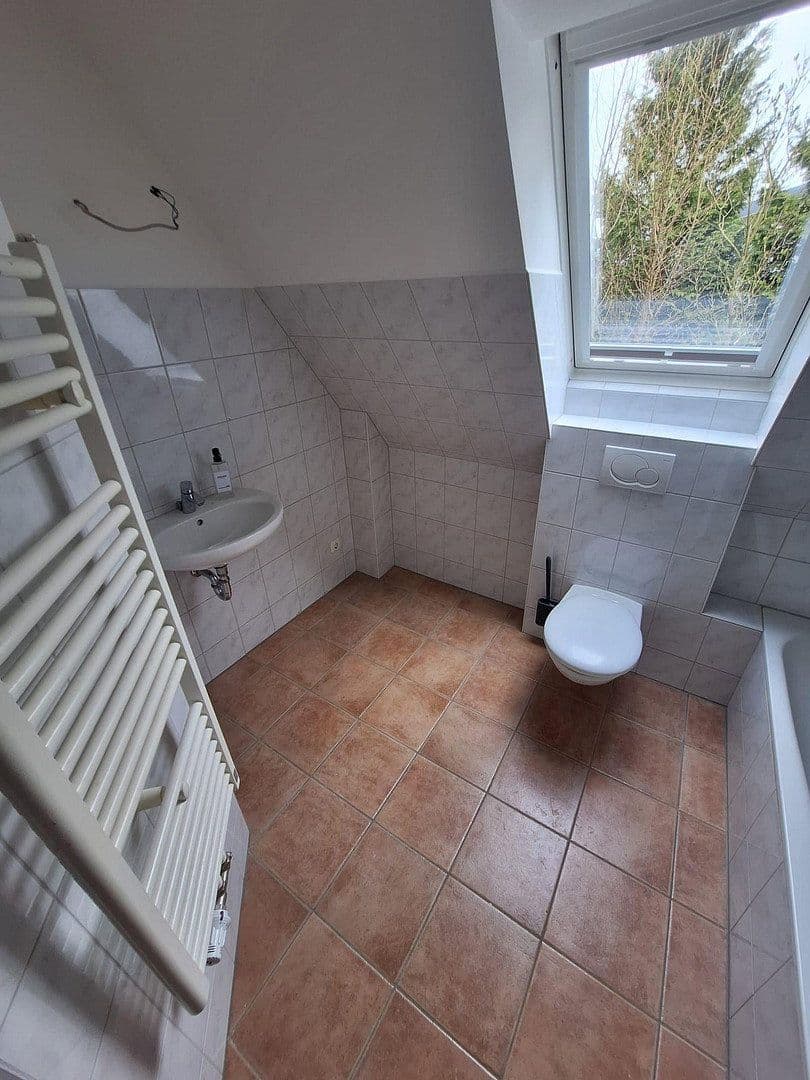 Prodej domu 150 m², pozemek 300 m², Neuendeicher Weg 107a, Tornesch, Šlesvicko-Holštýnsko Prodej domu 150 m², pozemek 300 m², Neuendeicher Weg 107a, Tornesch, Šlesvicko-Holštýnsko