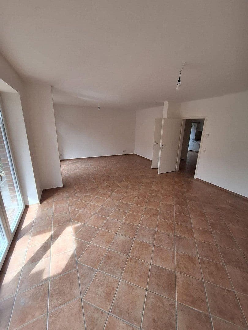 Prodej domu 150 m², pozemek 300 m², Neuendeicher Weg 107a, Tornesch, Šlesvicko-Holštýnsko Prodej domu 150 m², pozemek 300 m², Neuendeicher Weg 107a, Tornesch, Šlesvicko-Holštýnsko