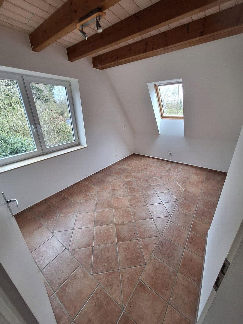 Prodej domu 150 m², pozemek 300 m², Neuendeicher Weg 107a, Tornesch, Šlesvicko-Holštýnsko Prodej domu 150 m², pozemek 300 m², Neuendeicher Weg 107a, Tornesch, Šlesvicko-Holštýnsko