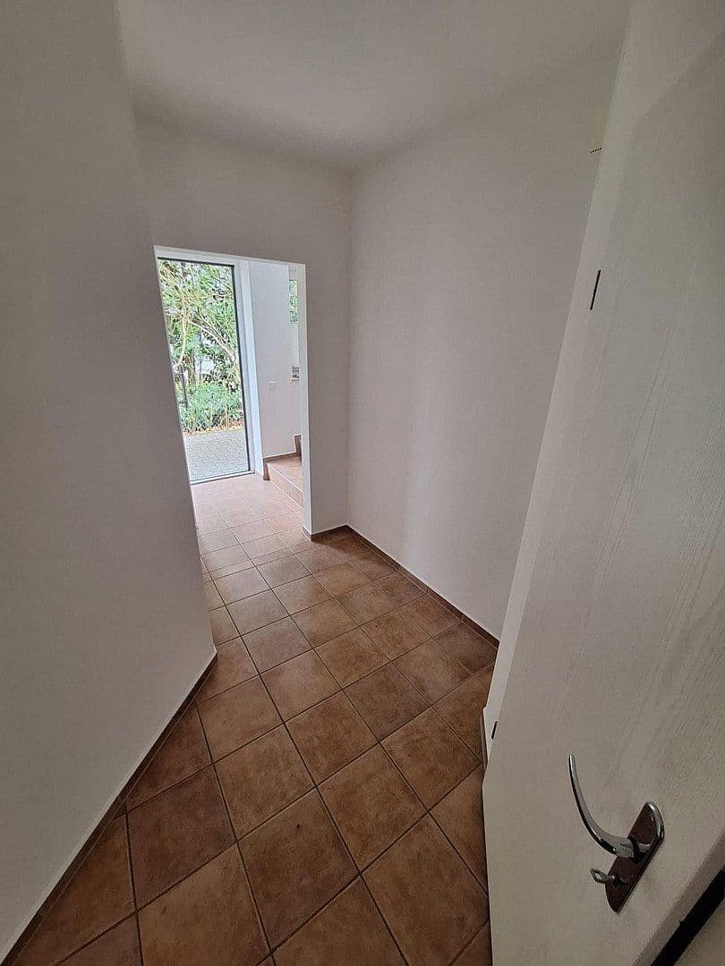 Prodej domu 150 m², pozemek 300 m², Neuendeicher Weg 107a, Tornesch, Šlesvicko-Holštýnsko Prodej domu 150 m², pozemek 300 m², Neuendeicher Weg 107a, Tornesch, Šlesvicko-Holštýnsko