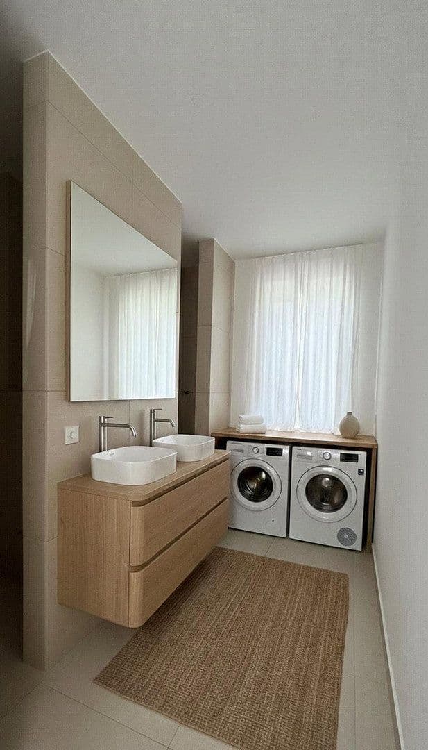 Pronájem bytu 3+1 104 m², Offenbach am Main, Hessen Pronájem bytu 3+1 104 m², Offenbach am Main, Hessen