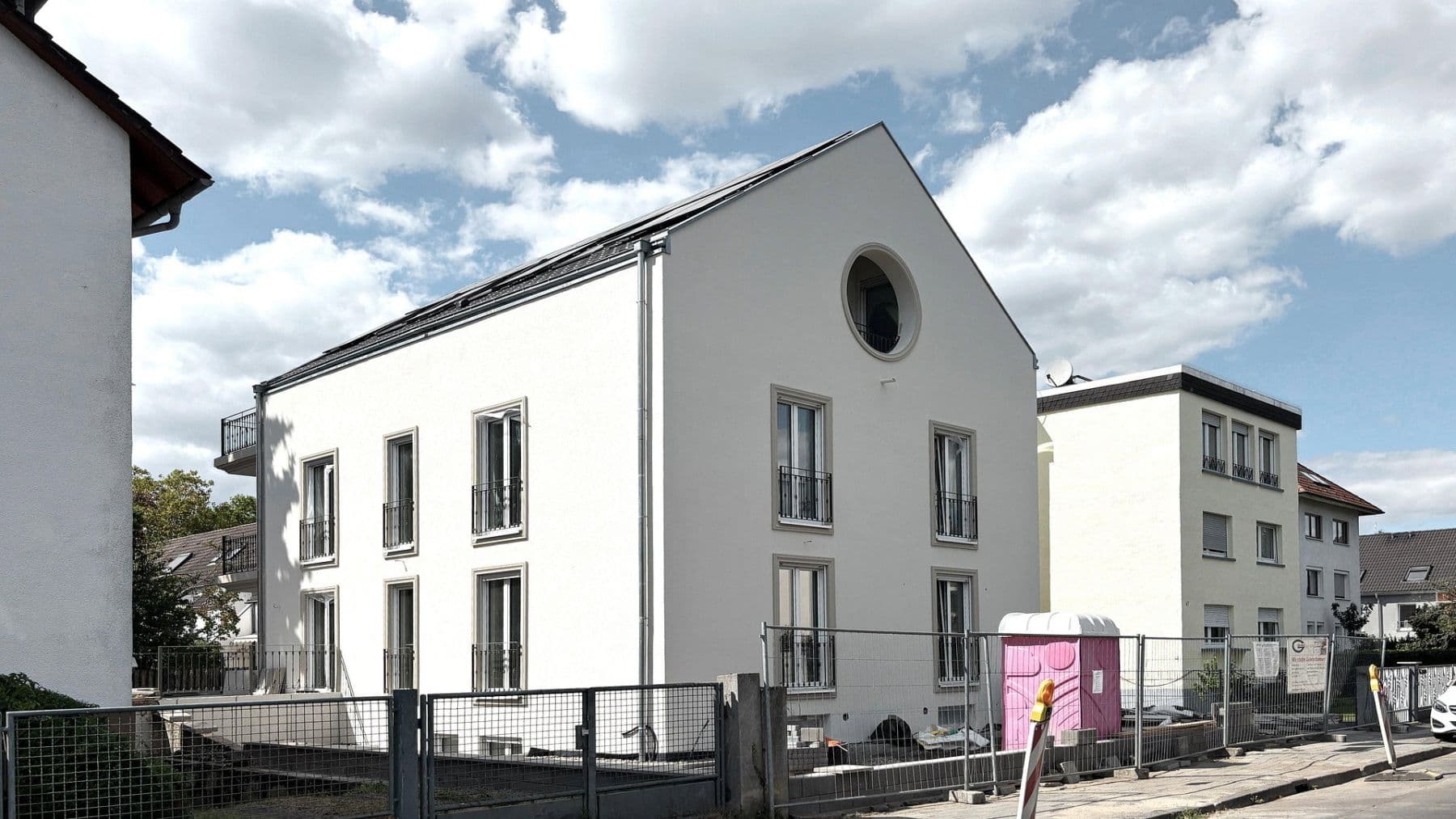 Pronájem bytu 3+1 104 m², Offenbach am Main, Hessen Pronájem bytu 3+1 104 m², Offenbach am Main, Hessen