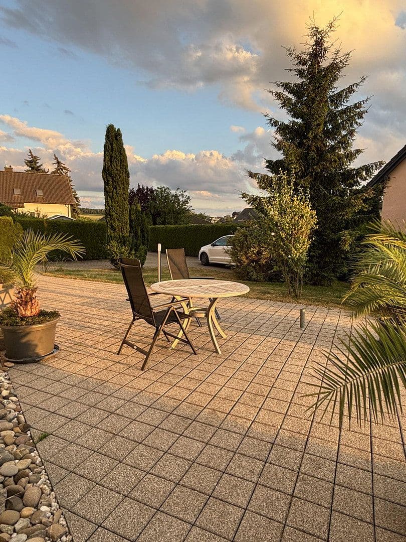 Prodej domu 220 m², pozemek 1.150 m², Chemnitz, Sasko Prodej domu 220 m², pozemek 1.150 m², Chemnitz, Sasko