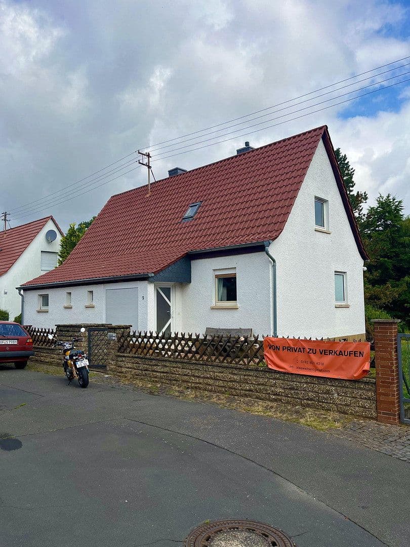 Prodej domu 175 m², pozemek 1.300 m², Am Kleeweiher 5, Dreieich, Hessen Prodej domu 175 m², pozemek 1.300 m², Am Kleeweiher 5, Dreieich, Hessen