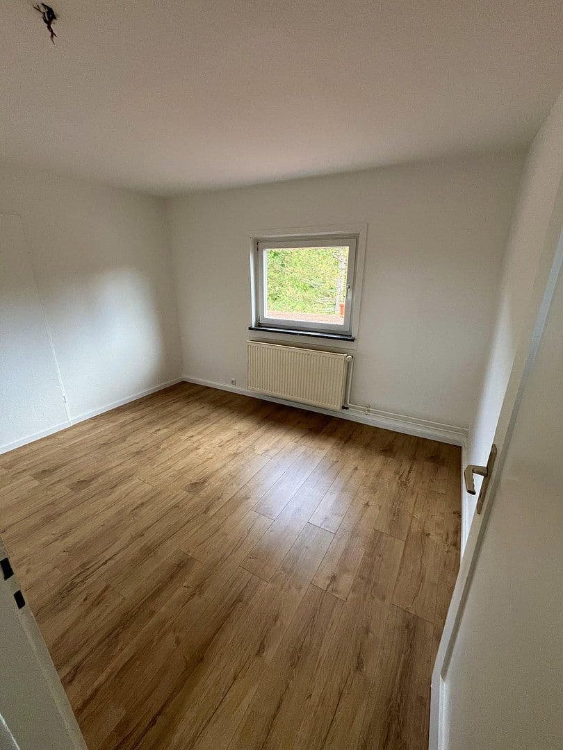 Prodej domu 175 m², pozemek 1.300 m², Am Kleeweiher 5, Dreieich, Hessen Prodej domu 175 m², pozemek 1.300 m², Am Kleeweiher 5, Dreieich, Hessen