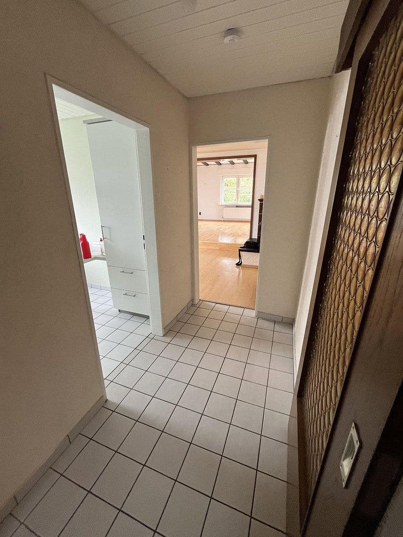 Prodej domu 175 m², pozemek 1.300 m², Am Kleeweiher 5, Dreieich, Hessen Prodej domu 175 m², pozemek 1.300 m², Am Kleeweiher 5, Dreieich, Hessen