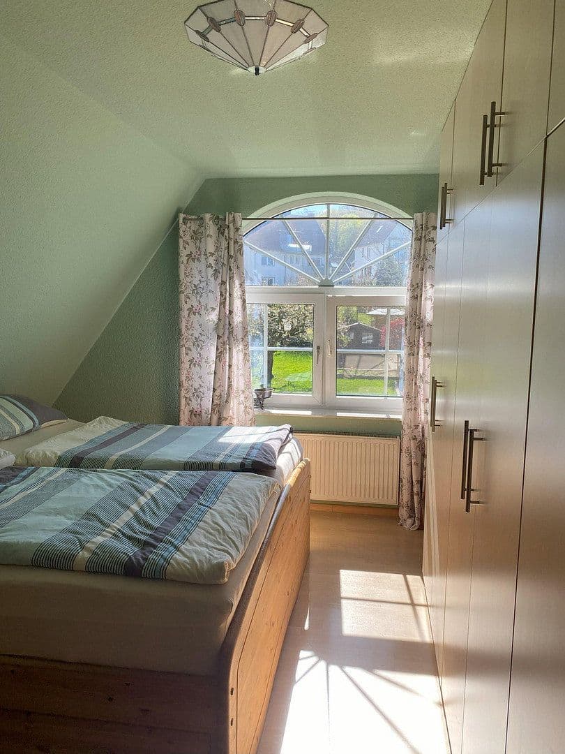 Prodej domu 215 m², pozemek 597 m², Essen, Severní Porýní-Vestfálsko Prodej domu 215 m², pozemek 597 m², Essen, Severní Porýní-Vestfálsko