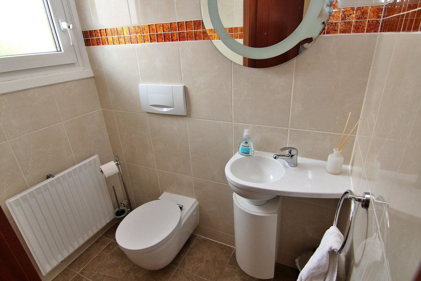 Prodej domu 220 m², pozemek 487 m², Königsberger Str. 16, Meckenheim, Severní Porýní-Vestfálsko Prodej domu 220 m², pozemek 487 m², Königsberger Str. 16, Meckenheim, Severní Porýní-Vestfálsko