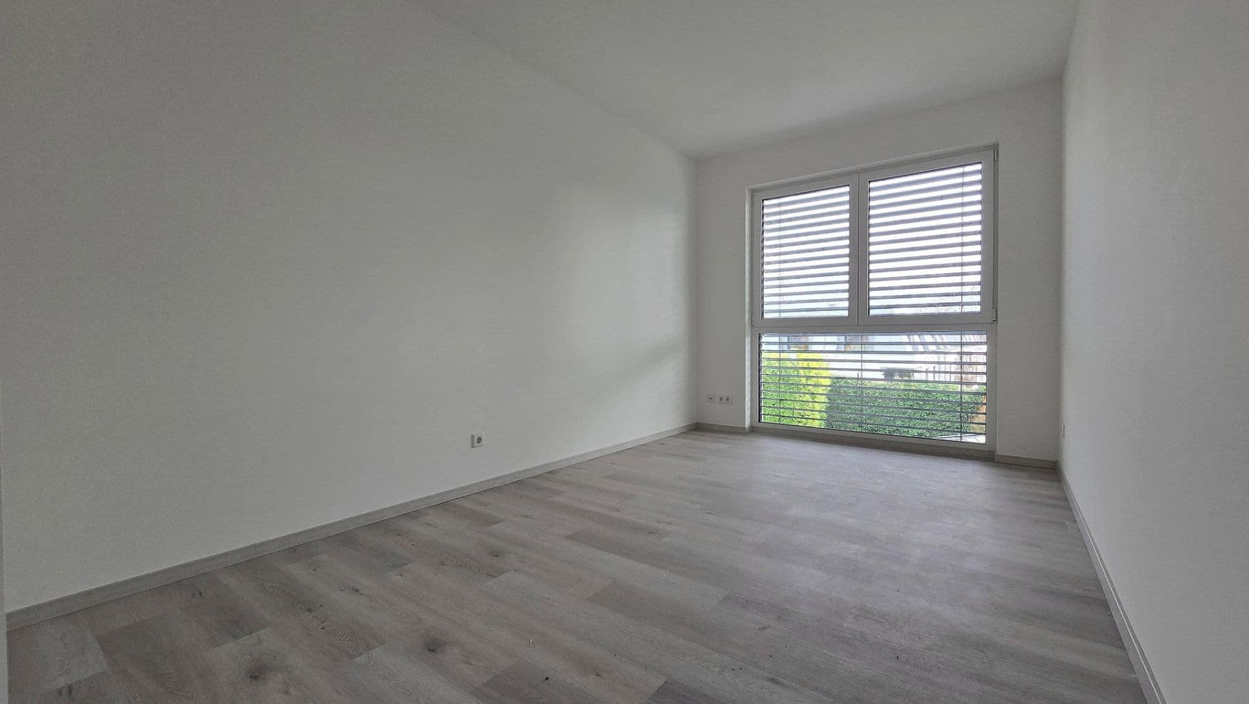 Pronájem domu 152 m², pozemek 100 m², Bornheim, Severní Porýní-Vestfálsko Pronájem domu 152 m², pozemek 100 m², Bornheim, Severní Porýní-Vestfálsko