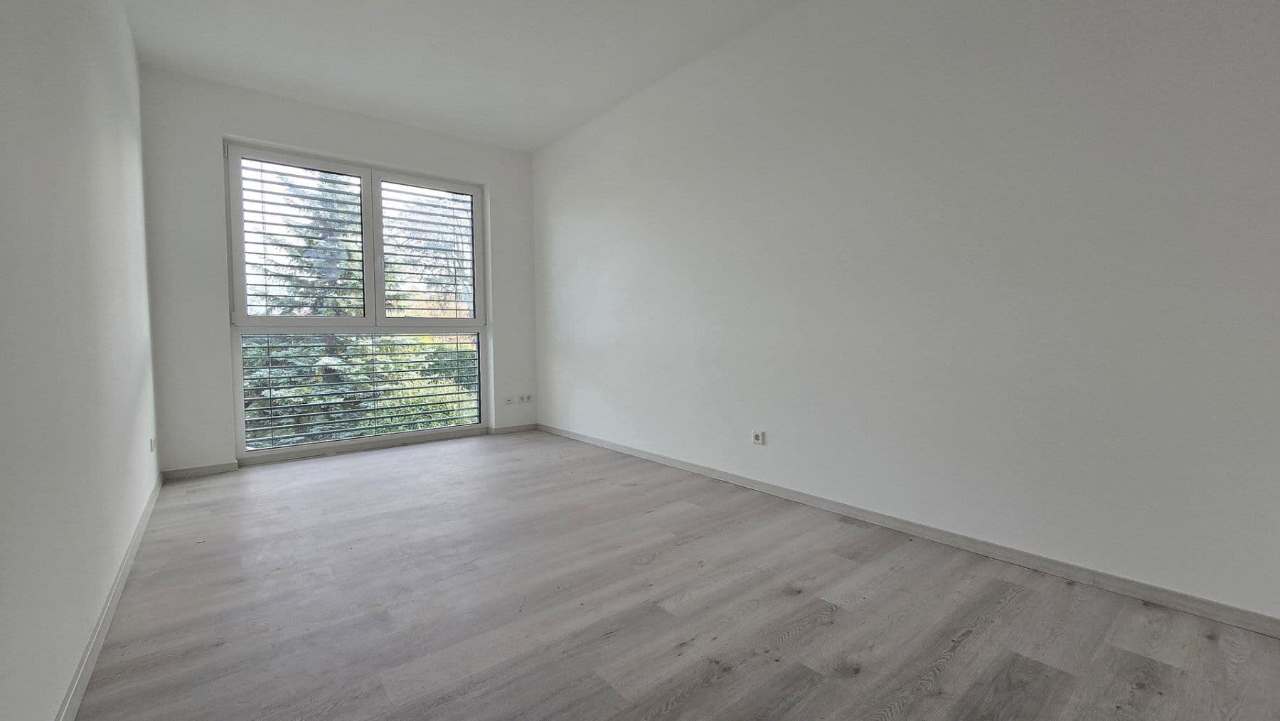 Pronájem domu 152 m², pozemek 100 m², Bornheim, Severní Porýní-Vestfálsko Pronájem domu 152 m², pozemek 100 m², Bornheim, Severní Porýní-Vestfálsko