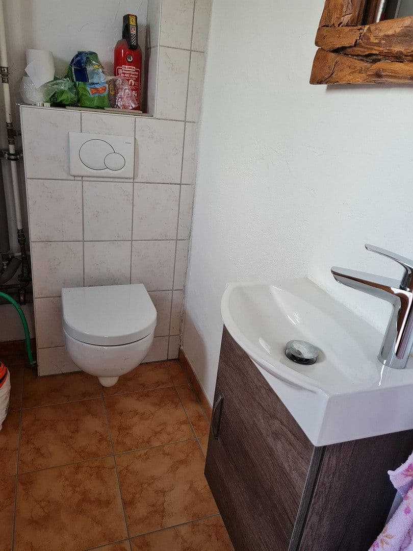 Pronájem domu 180 m², pozemek 500 m², Gelnhausen, Hessen Pronájem domu 180 m², pozemek 500 m², Gelnhausen, Hessen