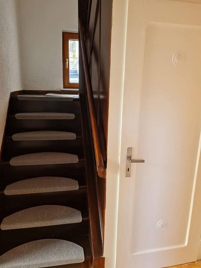 Pronájem domu 180 m², pozemek 500 m², Gelnhausen, Hessen Pronájem domu 180 m², pozemek 500 m², Gelnhausen, Hessen