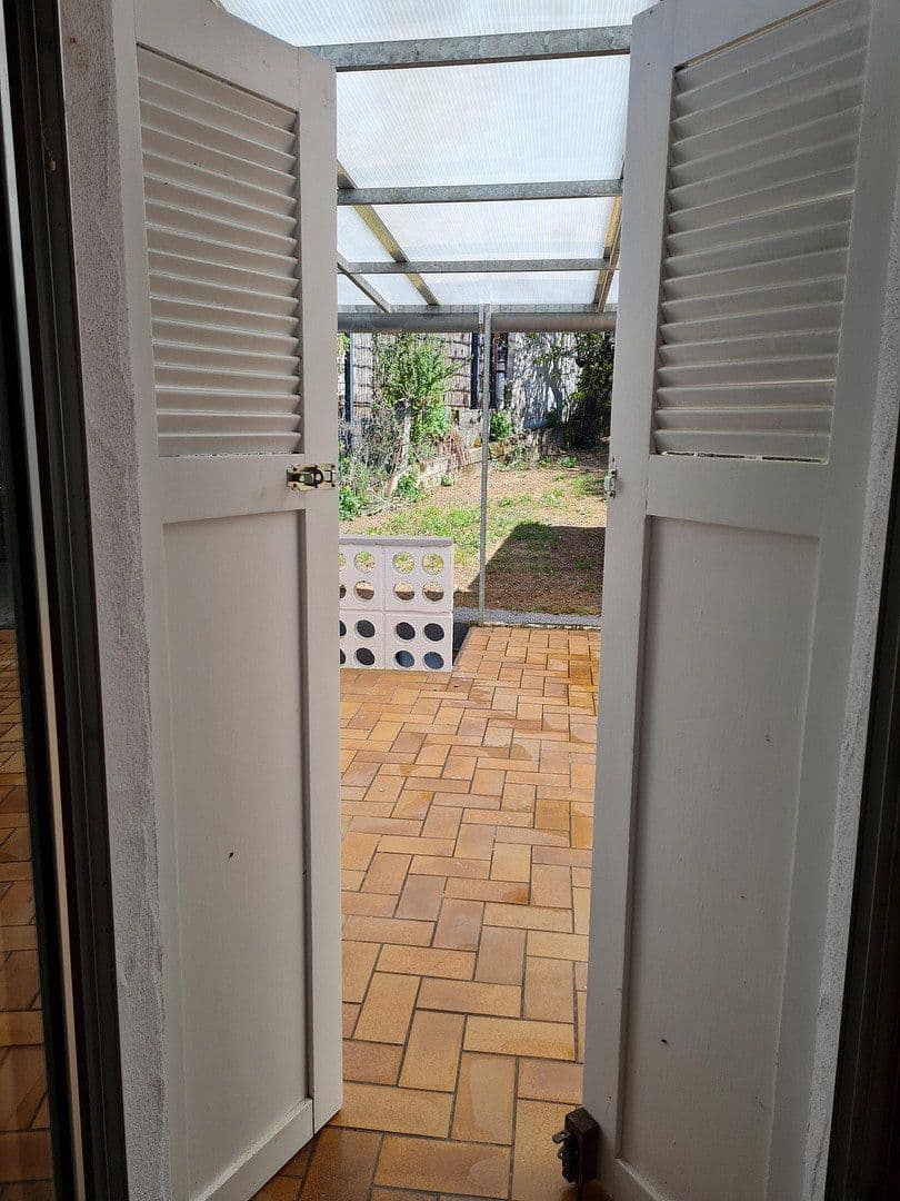 Pronájem domu 180 m², pozemek 500 m², Gelnhausen, Hessen Pronájem domu 180 m², pozemek 500 m², Gelnhausen, Hessen