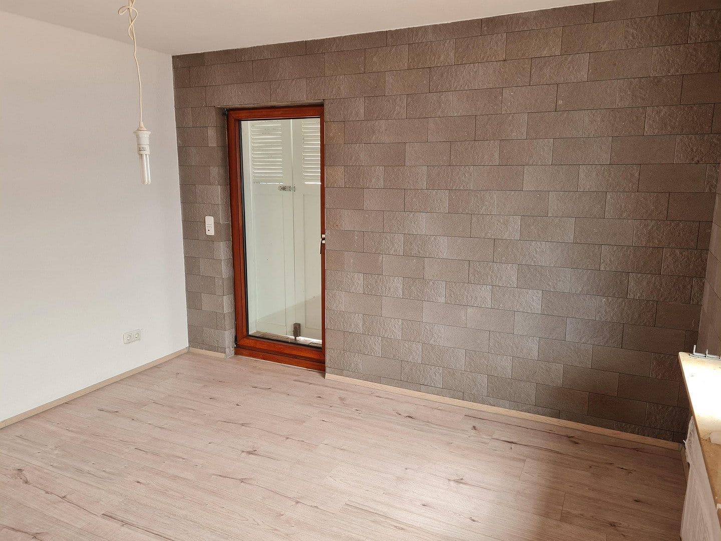 Pronájem domu 180 m², pozemek 500 m², Gelnhausen, Hessen Pronájem domu 180 m², pozemek 500 m², Gelnhausen, Hessen