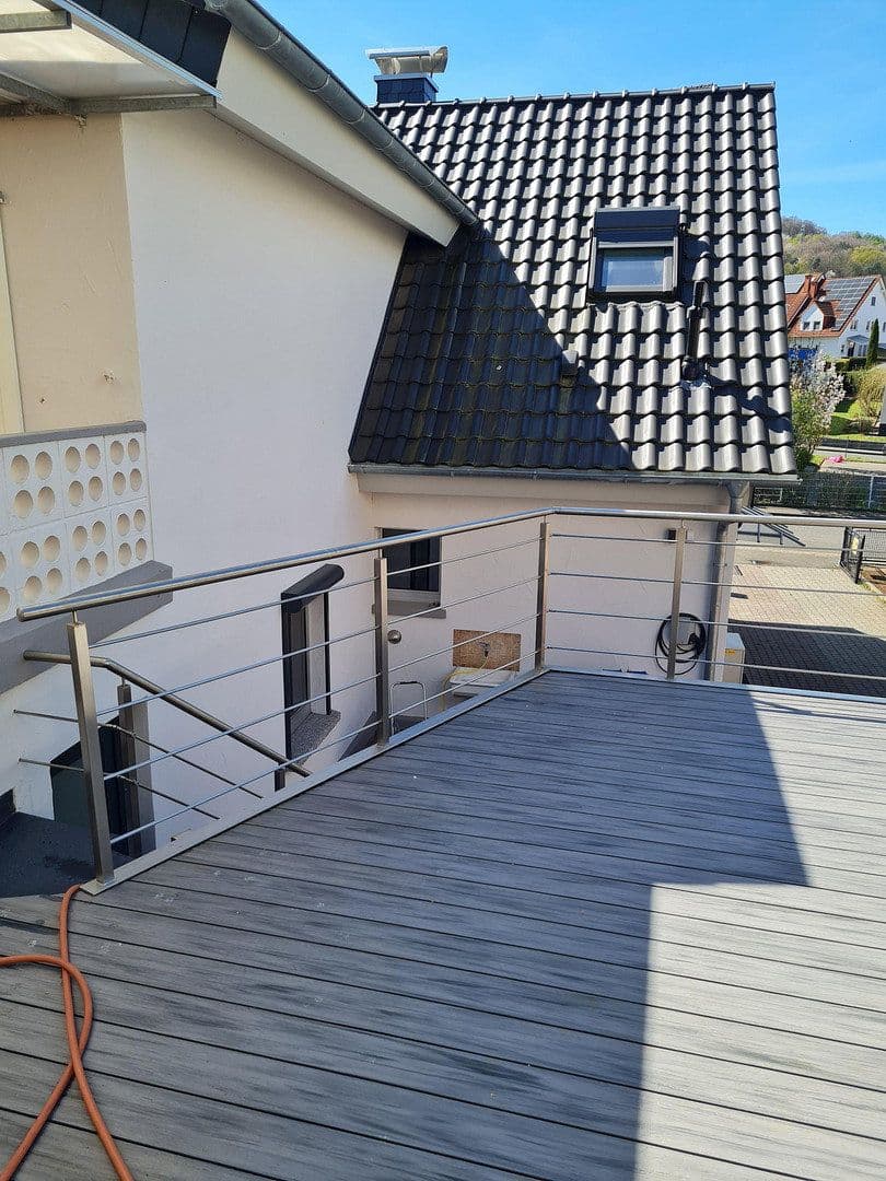 Pronájem domu 180 m², pozemek 500 m², Gelnhausen, Hessen Pronájem domu 180 m², pozemek 500 m², Gelnhausen, Hessen