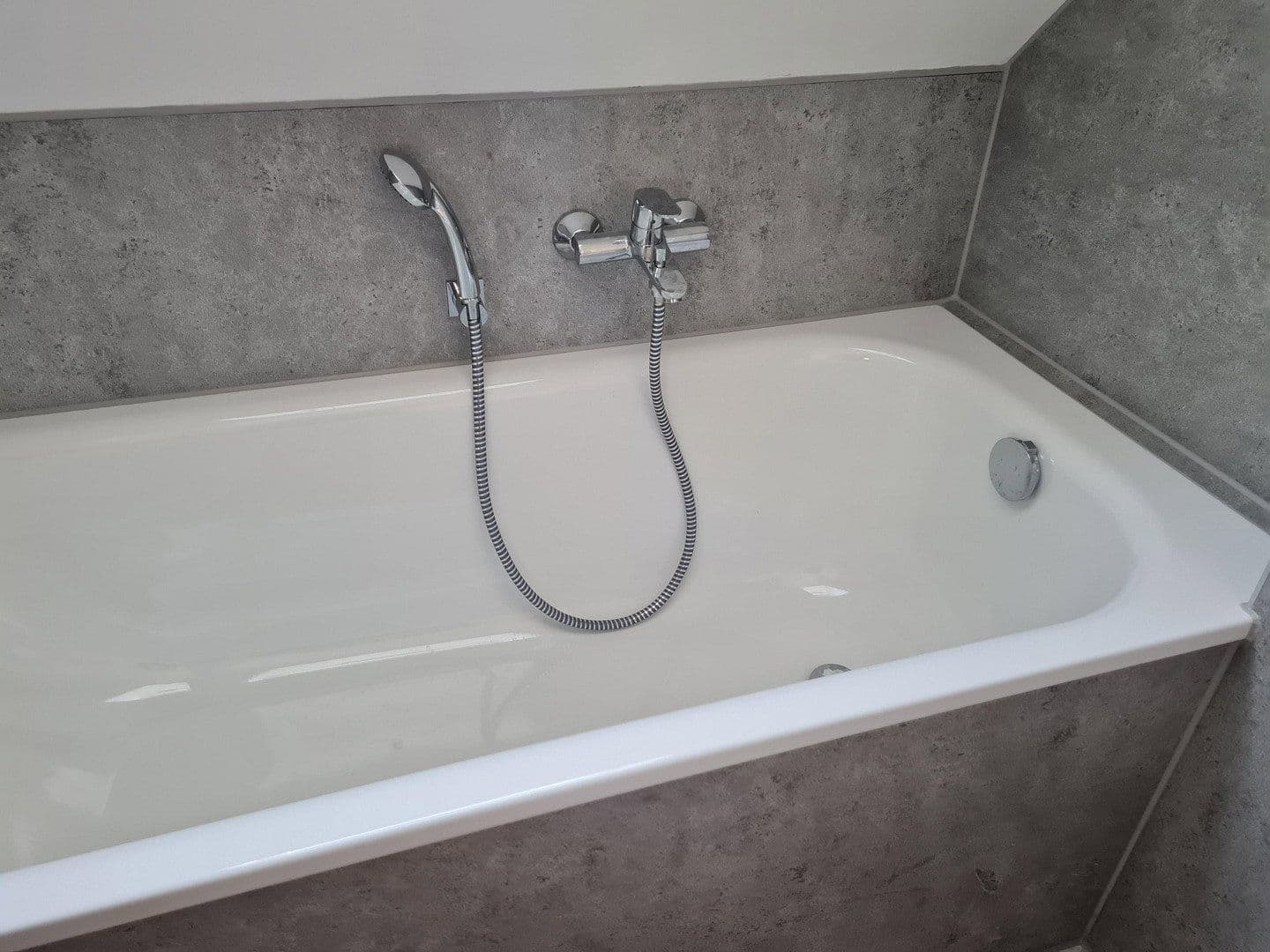 Pronájem domu 180 m², pozemek 500 m², Gelnhausen, Hessen Pronájem domu 180 m², pozemek 500 m², Gelnhausen, Hessen