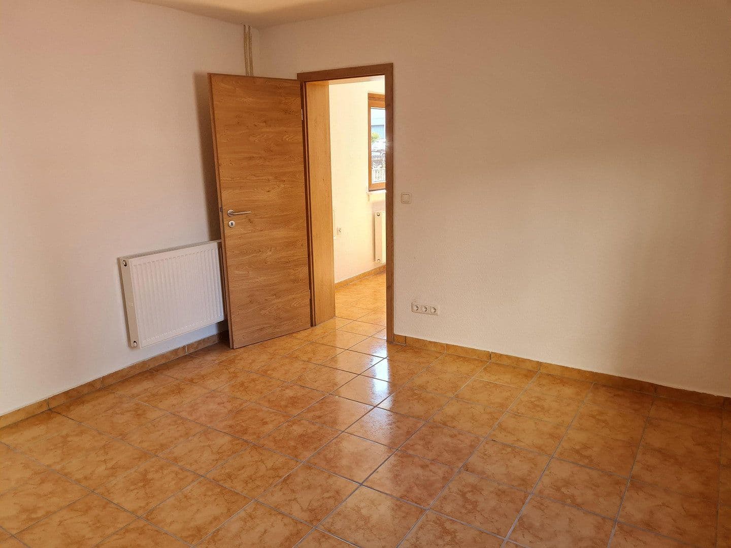 Pronájem domu 180 m², pozemek 500 m², Gelnhausen, Hessen Pronájem domu 180 m², pozemek 500 m², Gelnhausen, Hessen