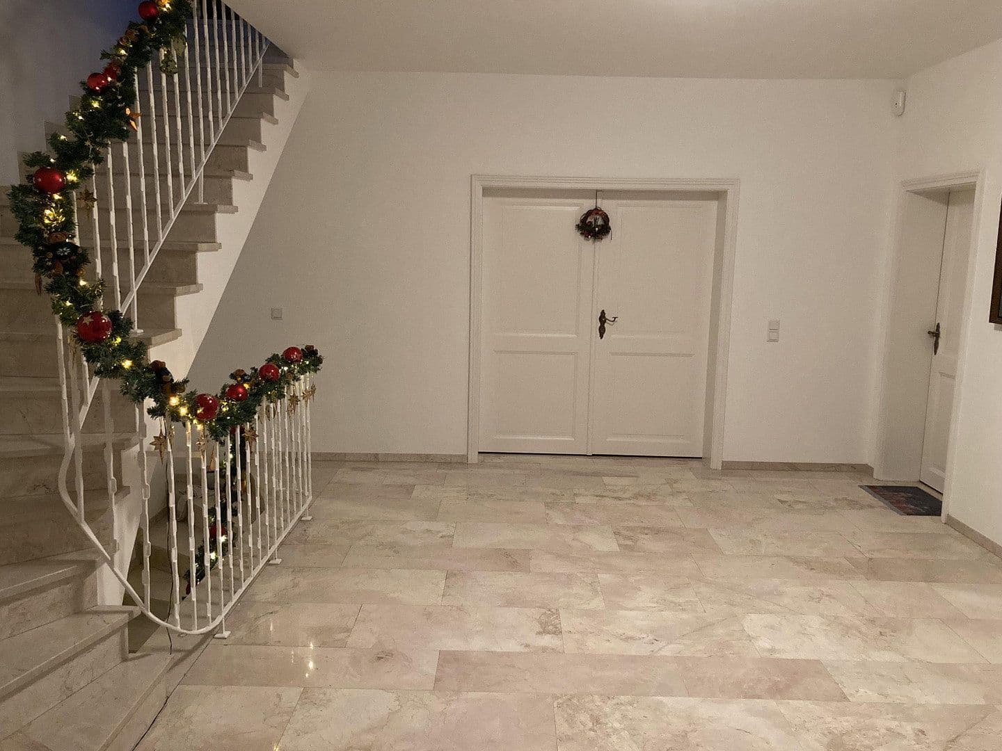 Prodej domu 280 m², pozemek 1.166 m², Stolberg, Severní Porýní-Vestfálsko Prodej domu 280 m², pozemek 1.166 m², Stolberg, Severní Porýní-Vestfálsko