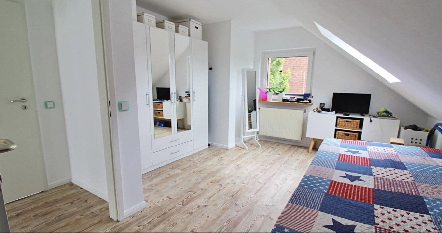 Prodej domu 155 m², pozemek 650 m², Henstedt-Ulzburg, Šlesvicko-Holštýnsko Prodej domu 155 m², pozemek 650 m², Henstedt-Ulzburg, Šlesvicko-Holštýnsko