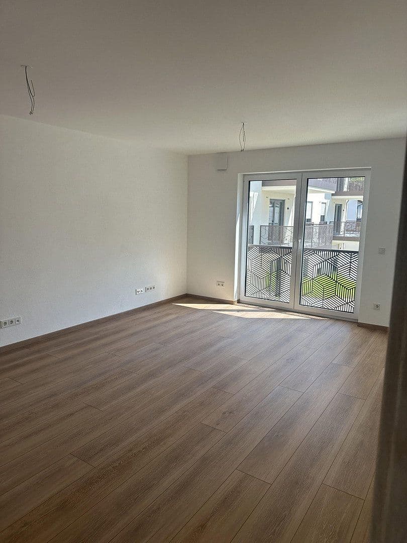 Pronájem bytu 3+1 69 m², Äußere Münchener Str. 94, Landshut, Bavorsko Pronájem bytu 3+1 69 m², Äußere Münchener Str. 94, Landshut, Bavorsko