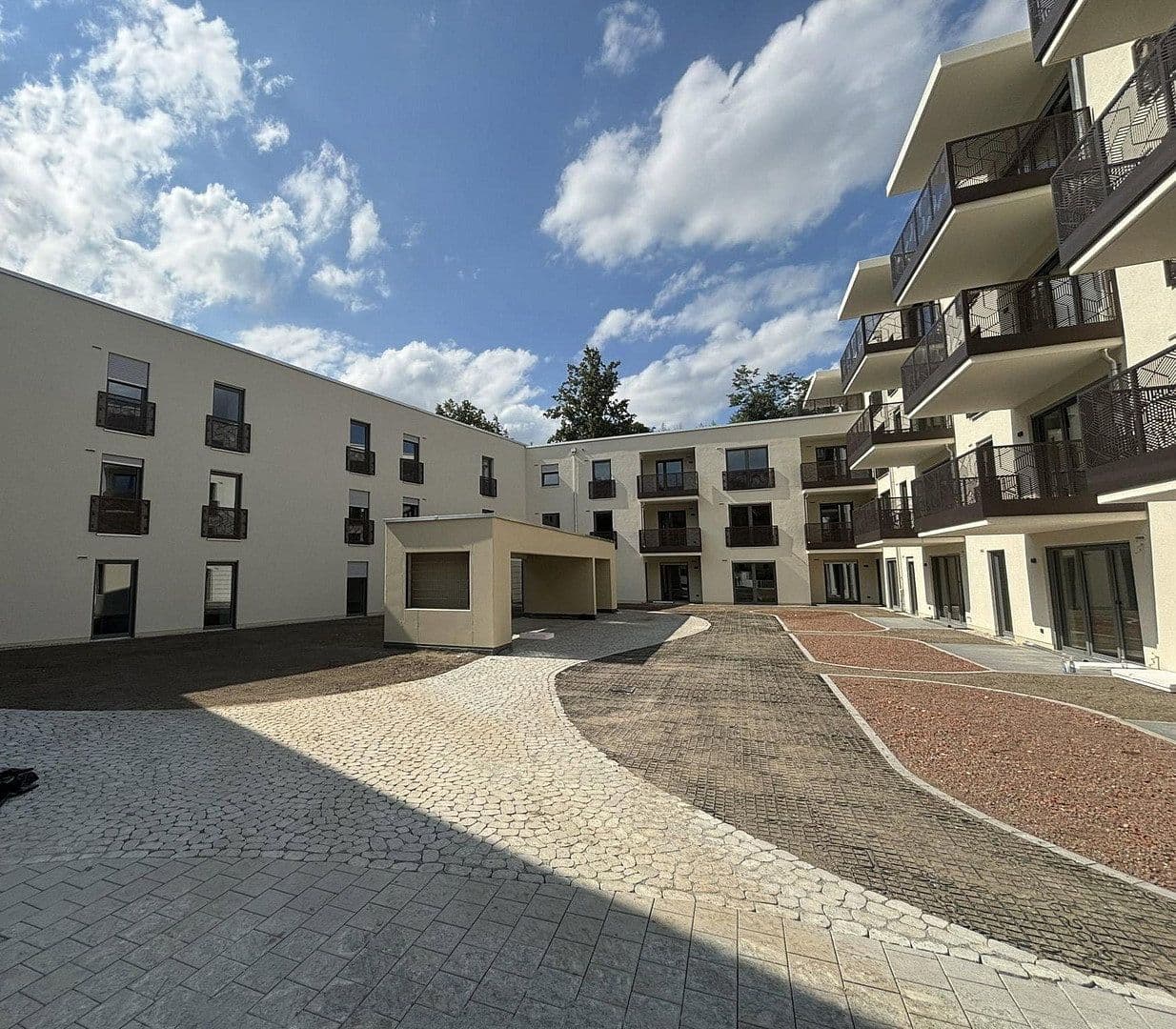 Pronájem bytu 3+1 69 m², Äußere Münchener Str. 94, Landshut, Bavorsko Pronájem bytu 3+1 69 m², Äußere Münchener Str. 94, Landshut, Bavorsko