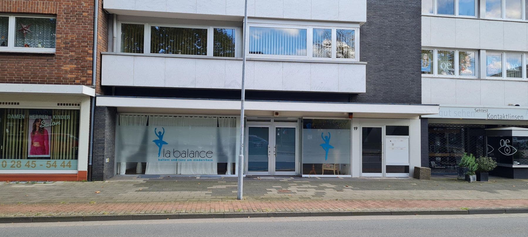 Prodej domu 455 m², pozemek 325 m², Andreas-Bräm-Straße 19, Neukirchen-Vluyn, Severní Porýní-Vestfálsko Prodej domu 455 m², pozemek 325 m², Andreas-Bräm-Straße 19, Neukirchen-Vluyn, Severní Porýní-Vestfálsko