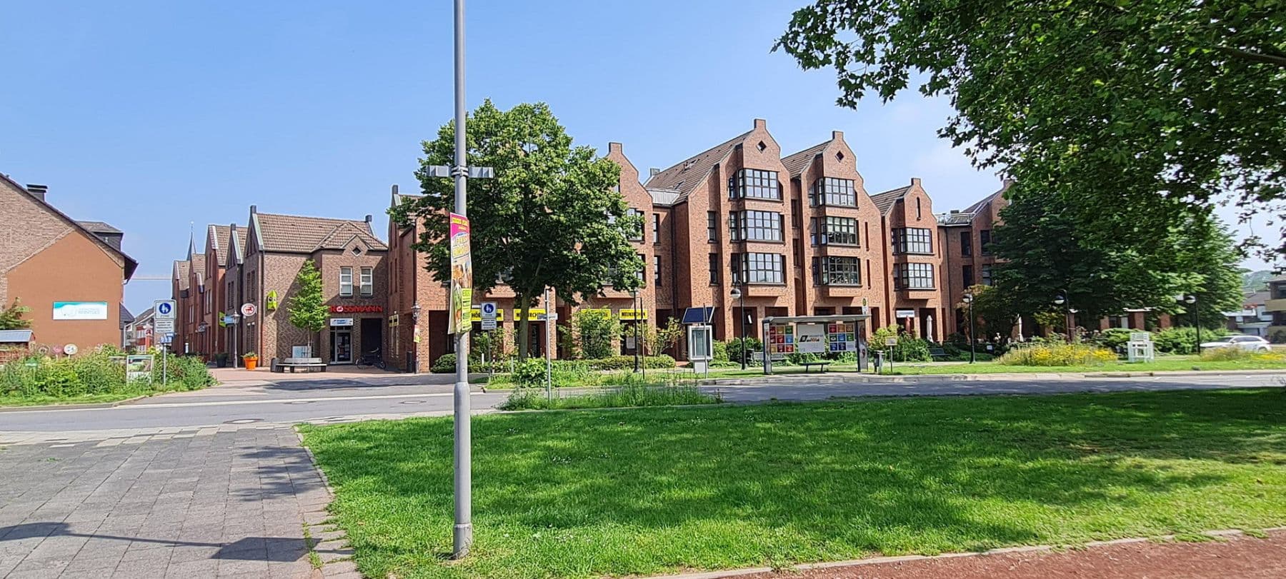 Prodej domu 455 m², pozemek 325 m², Andreas-Bräm-Straße 19, Neukirchen-Vluyn, Severní Porýní-Vestfálsko Prodej domu 455 m², pozemek 325 m², Andreas-Bräm-Straße 19, Neukirchen-Vluyn, Severní Porýní-Vestfálsko