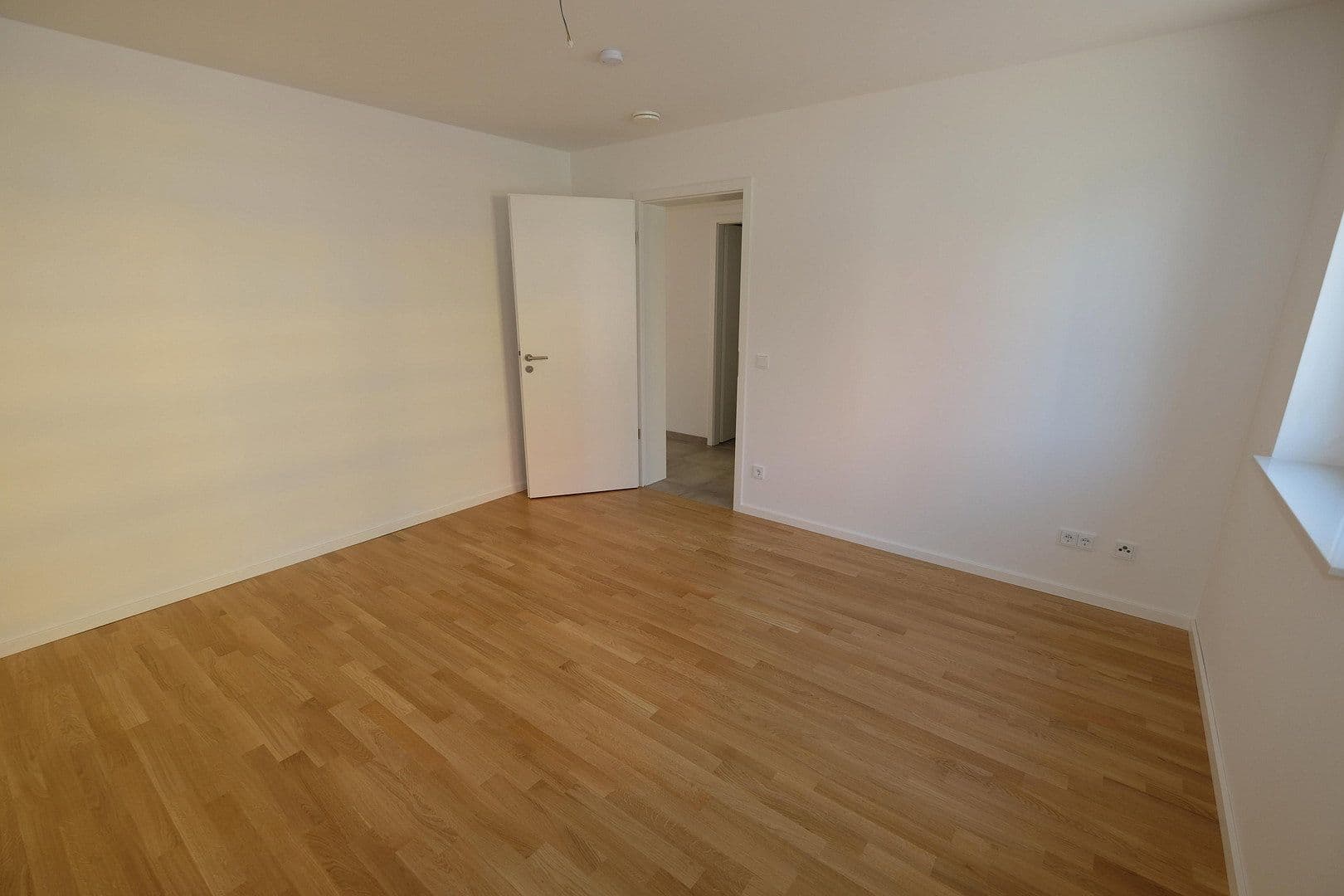Pronájem bytu 2+1 61 m², Seilerstraße 7, Frankfurt am Main, Hessen Pronájem bytu 2+1 61 m², Seilerstraße 7, Frankfurt am Main, Hessen