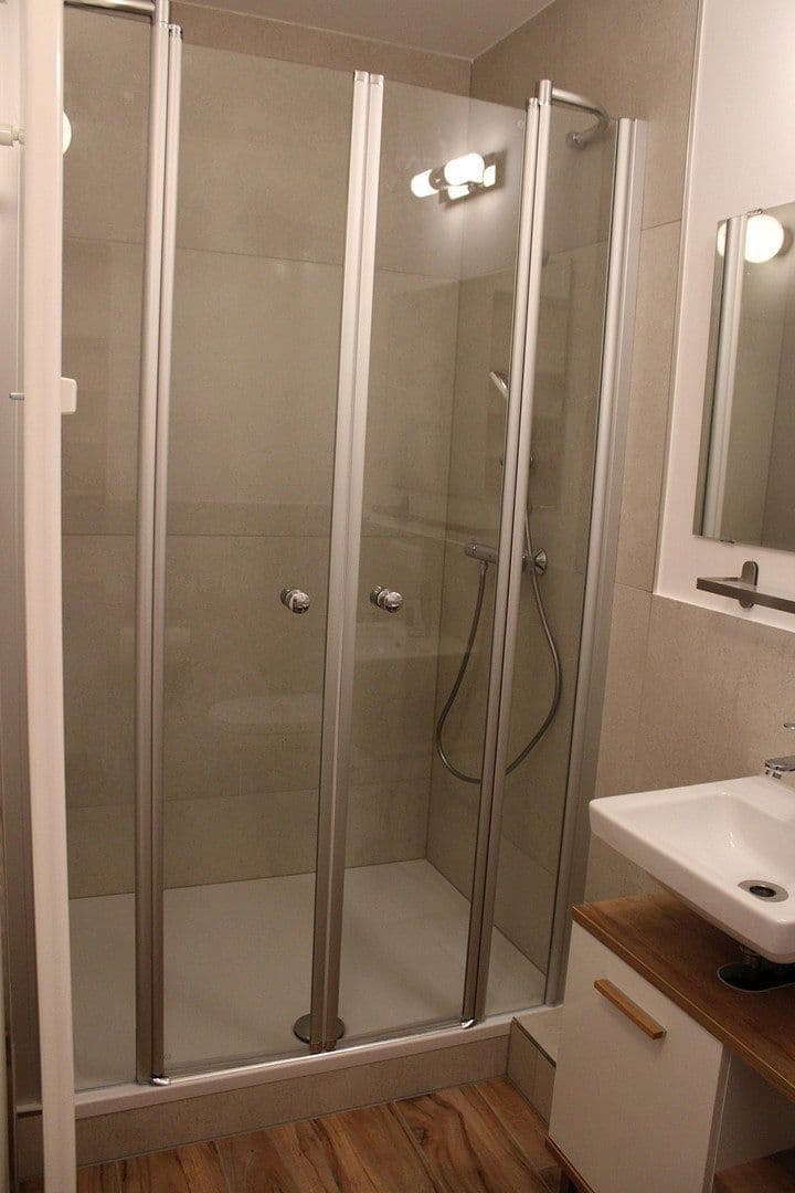 Pronájem bytu 2+1 41 m², Martin-Kirchner-Straße 8, Mainz, Porýní-Falc Pronájem bytu 2+1 41 m², Martin-Kirchner-Straße 8, Mainz, Porýní-Falc