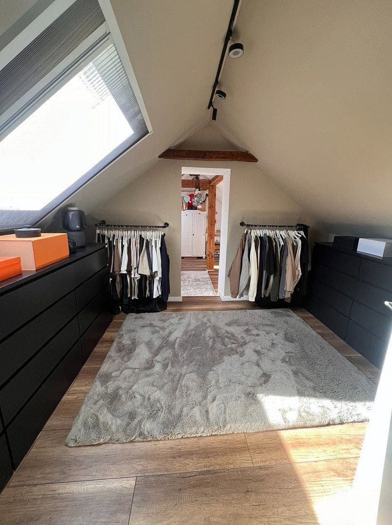 Pronájem domu 100 m², pozemek 160 m², Bödingerstr 27, Köln, Severní Porýní-Vestfálsko Pronájem domu 100 m², pozemek 160 m², Bödingerstr 27, Köln, Severní Porýní-Vestfálsko