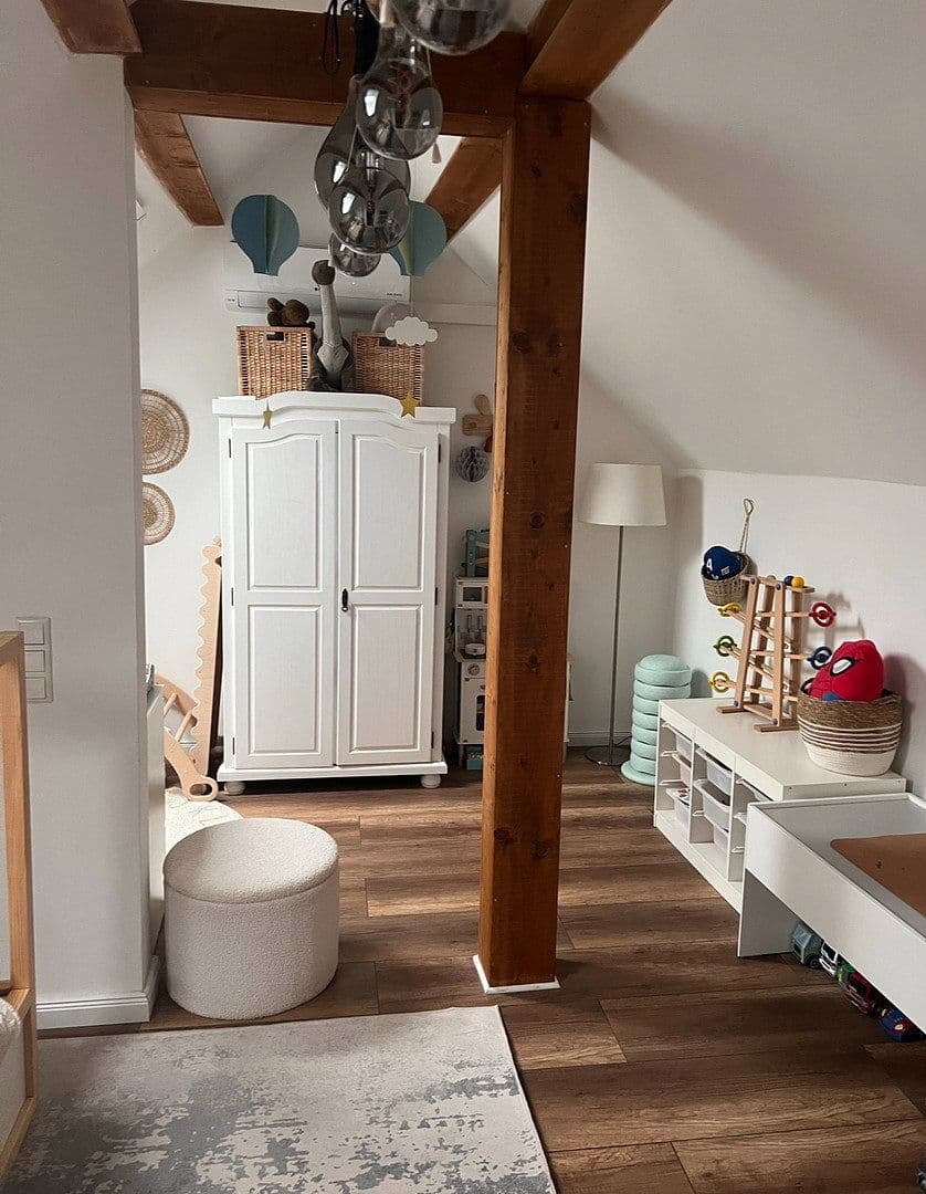 Pronájem domu 100 m², pozemek 160 m², Bödingerstr 27, Köln, Severní Porýní-Vestfálsko Pronájem domu 100 m², pozemek 160 m², Bödingerstr 27, Köln, Severní Porýní-Vestfálsko