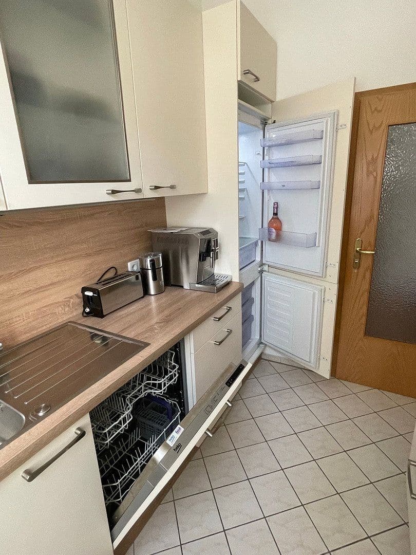 Pronájem bytu 2+1 60 m², Altendorfer Straße 14, Chemnitz, Sasko Pronájem bytu 2+1 60 m², Altendorfer Straße 14, Chemnitz, Sasko