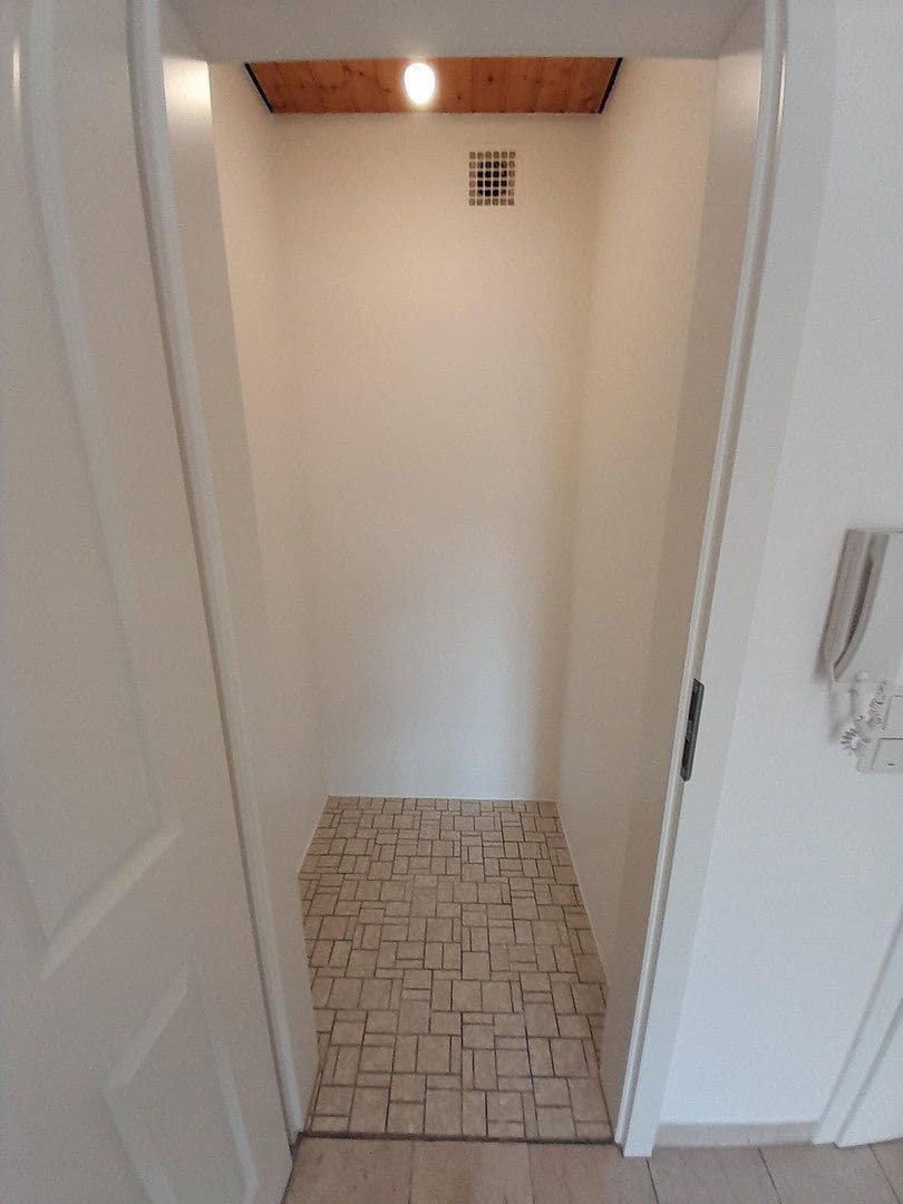 Pronájem bytu 3+1 76 m², Pfarrer-Dorn-Straße 25, Mainz, Porýní-Falc Pronájem bytu 3+1 76 m², Pfarrer-Dorn-Straße 25, Mainz, Porýní-Falc