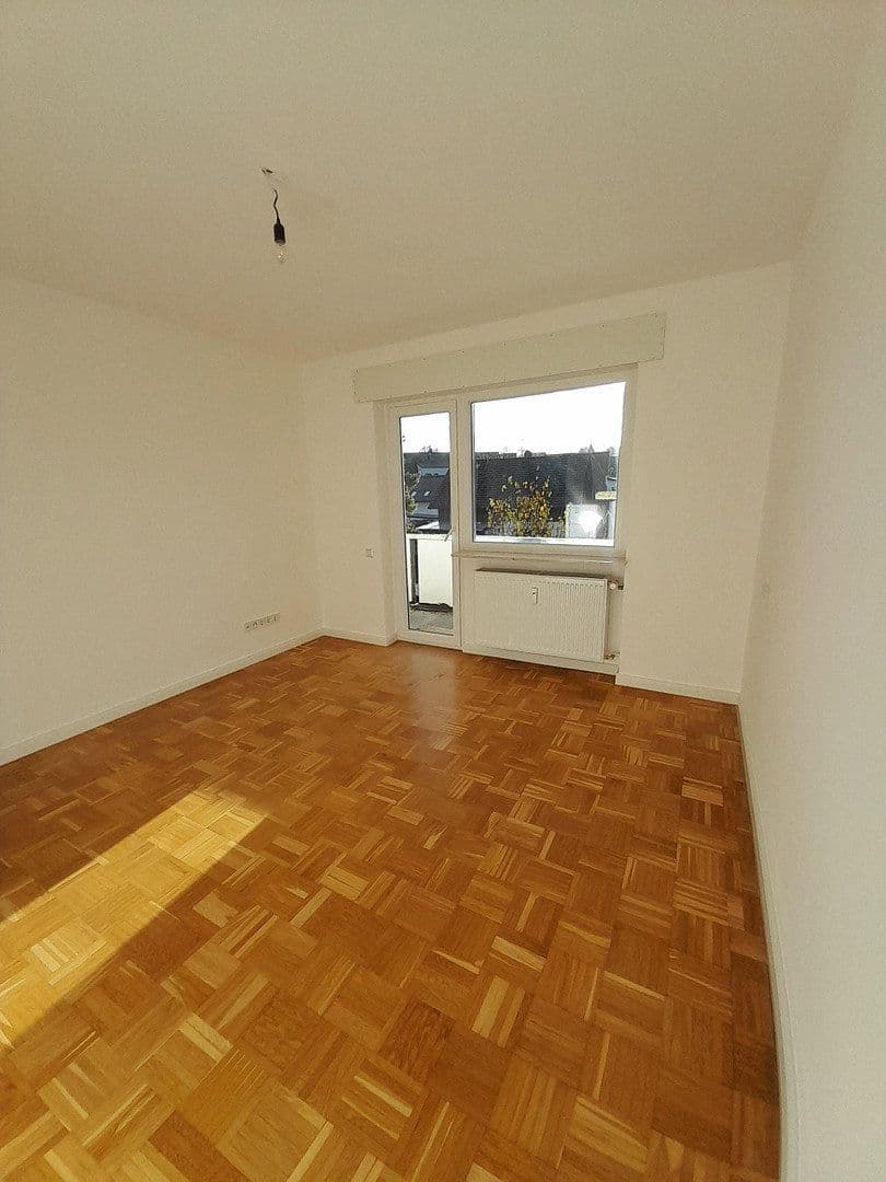 Pronájem bytu 3+1 76 m², Pfarrer-Dorn-Straße 25, Mainz, Porýní-Falc Pronájem bytu 3+1 76 m², Pfarrer-Dorn-Straße 25, Mainz, Porýní-Falc