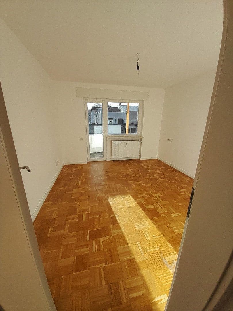Pronájem bytu 3+1 76 m², Pfarrer-Dorn-Straße 25, Mainz, Porýní-Falc Pronájem bytu 3+1 76 m², Pfarrer-Dorn-Straße 25, Mainz, Porýní-Falc