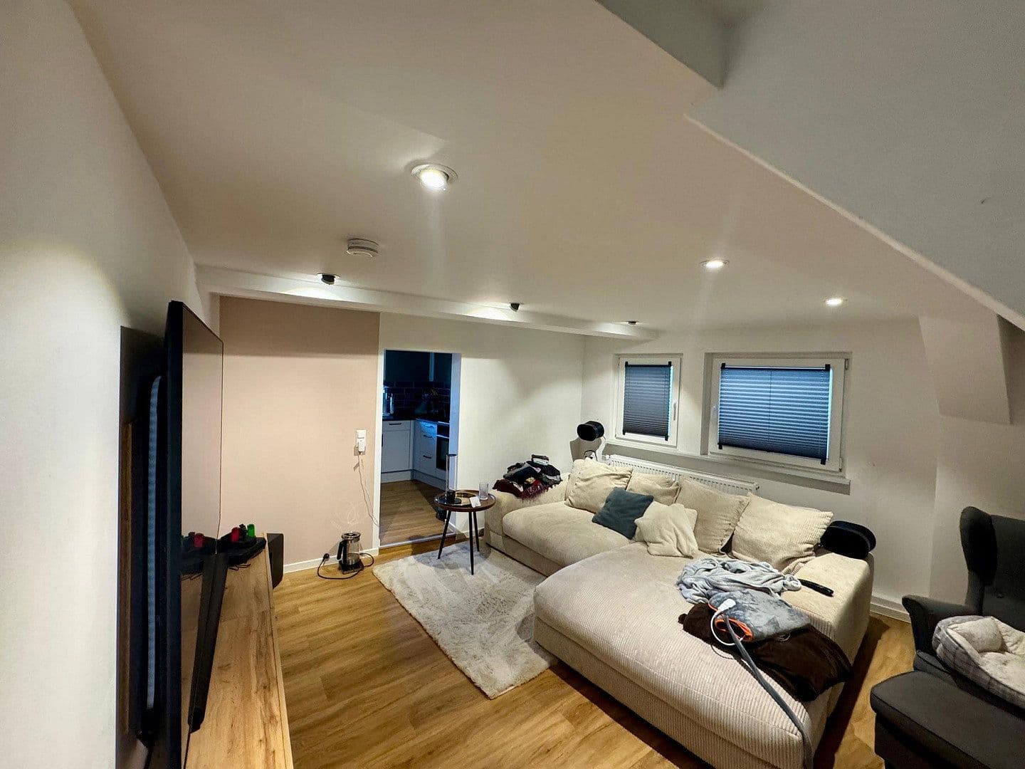 Pronájem bytu 4+1 120 m², Durmersheim, Bádensko-Württembersko Pronájem bytu 4+1 120 m², Durmersheim, Bádensko-Württembersko