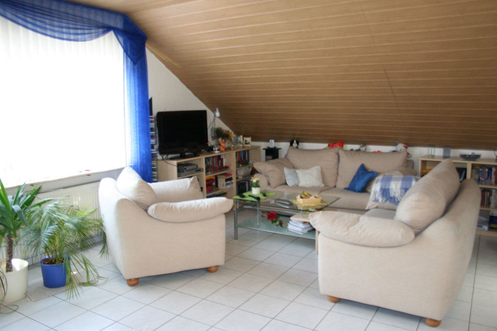 Pronájem bytu 3+1 75 m², Mendig, Porýní-Falc Pronájem bytu 3+1 75 m², Mendig, Porýní-Falc