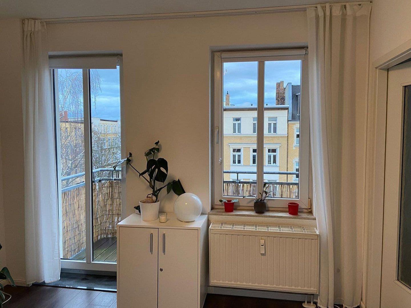 Pronájem bytu 1+1 38 m², Bernhardystraße 51, Halle, Sasko-Anhaltsko Pronájem bytu 1+1 38 m², Bernhardystraße 51, Halle, Sasko-Anhaltsko